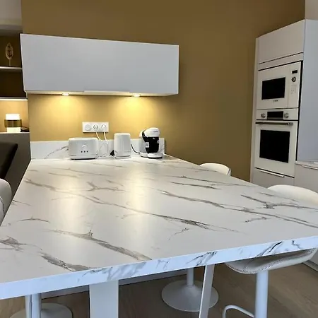 La Du Soleil Apartment *